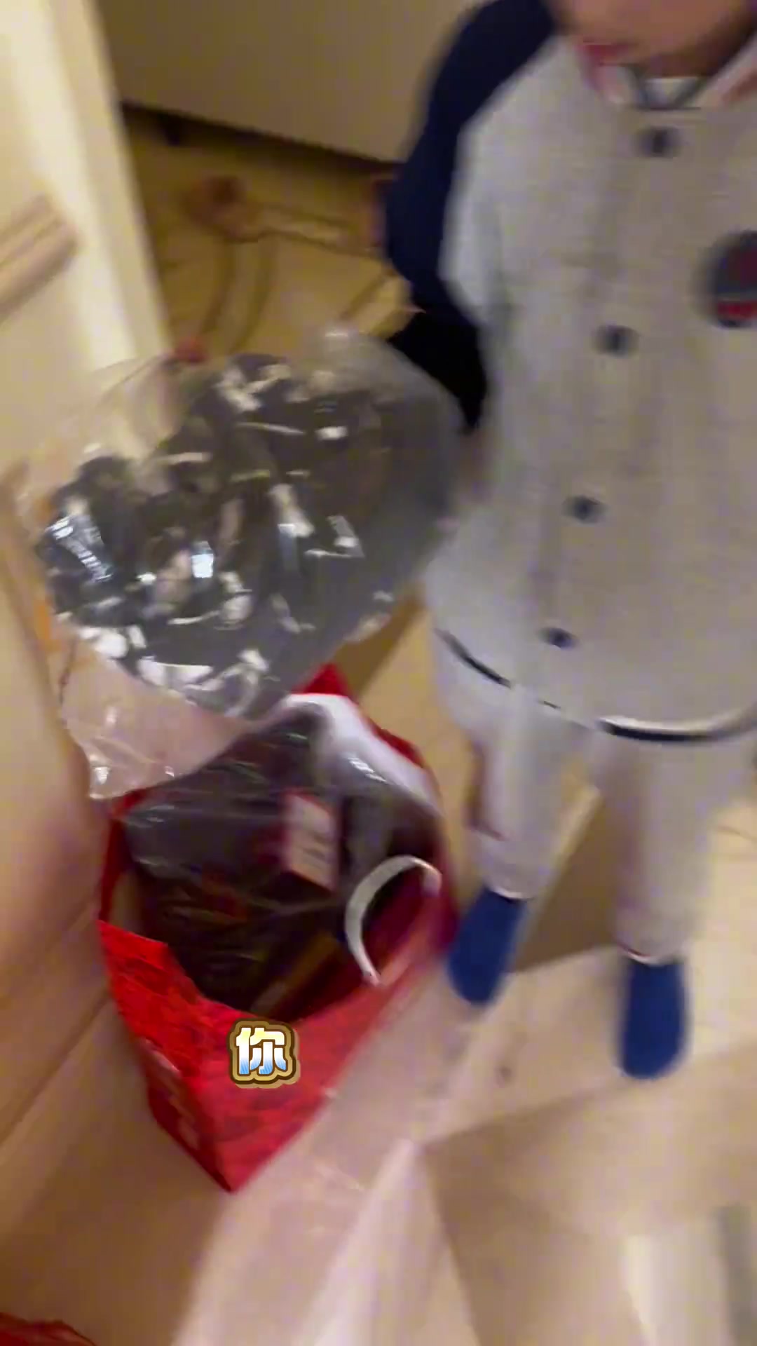 DB官网在线登录入口一年没学会三步上篮！周琦儿子：这说明我爸爸不厉害🤣