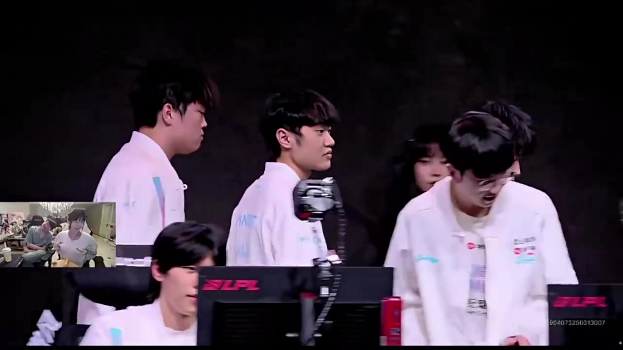 DB视讯百家乐姿态：D组应该有爆冷，但不好说谁爆、谁被爆